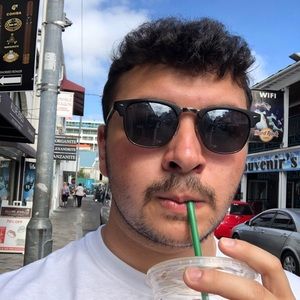 Meet your Posher, Vince